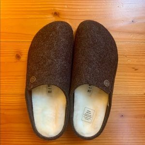 Birkenstock Zermatt Wool Clog Slippers in Black/Grey